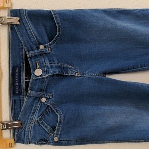 Skinny Jeans/jeggings